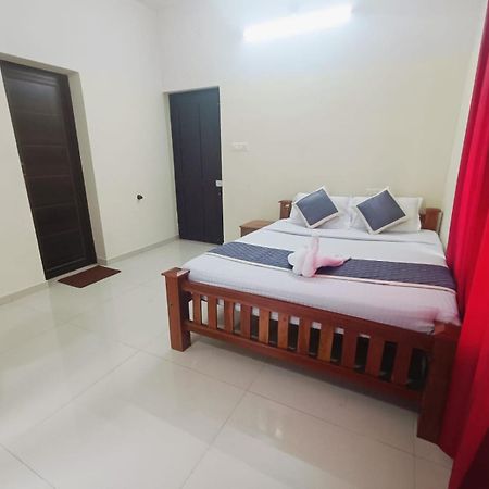 West Darshan Apartments And Villas Thiruvananthapuram Esterno foto