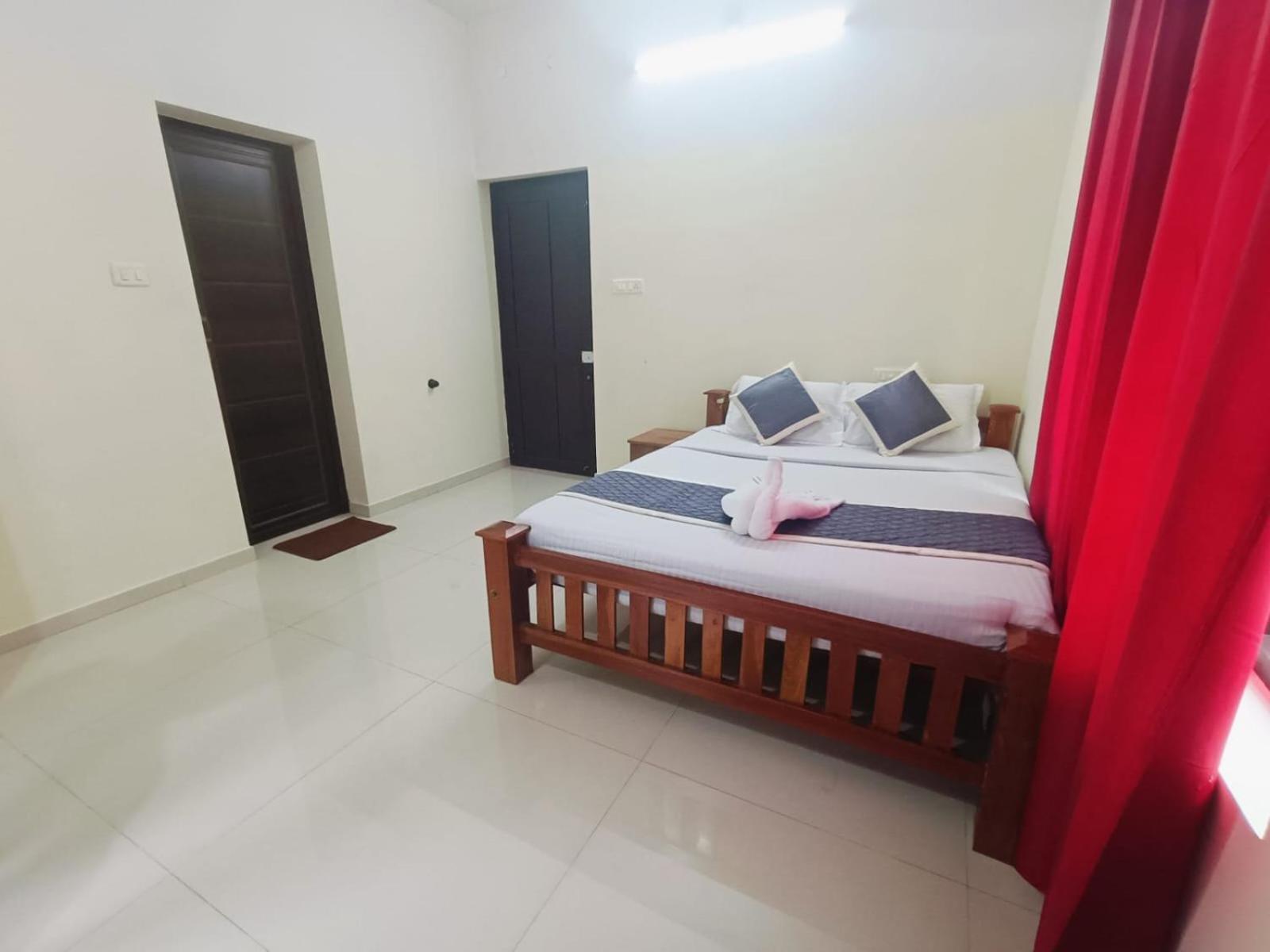 West Darshan Apartments And Villas Thiruvananthapuram Esterno foto
